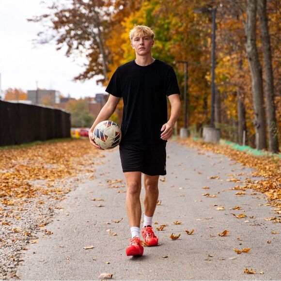 Tidal 3D Elite a cleat guard Size 9.5 INCHES in ember Red New with tags - Picture 2 of 16